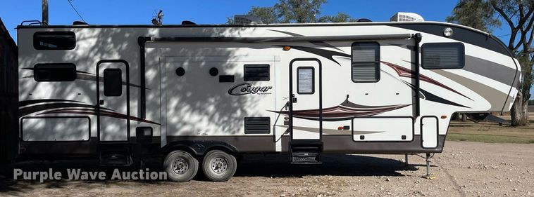 image for item NX9870 2015 Keystone Cougar  camper
