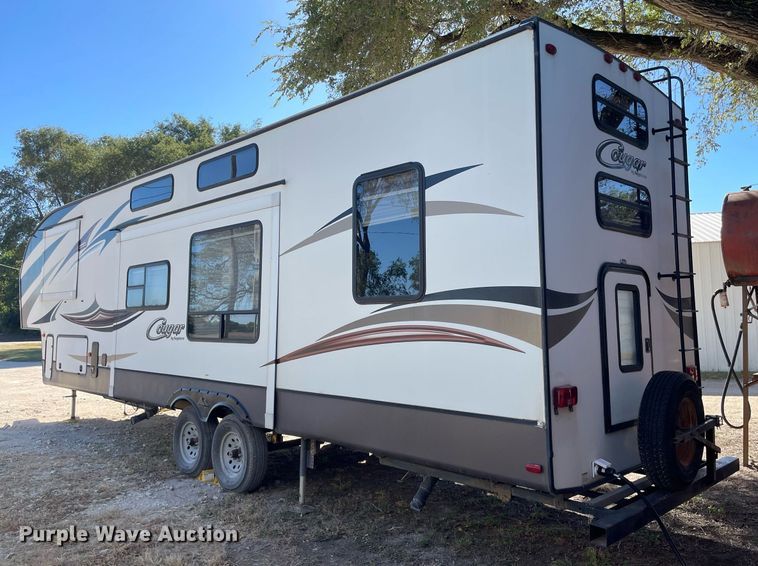 image for item NX9870 2015 Keystone Cougar  camper
