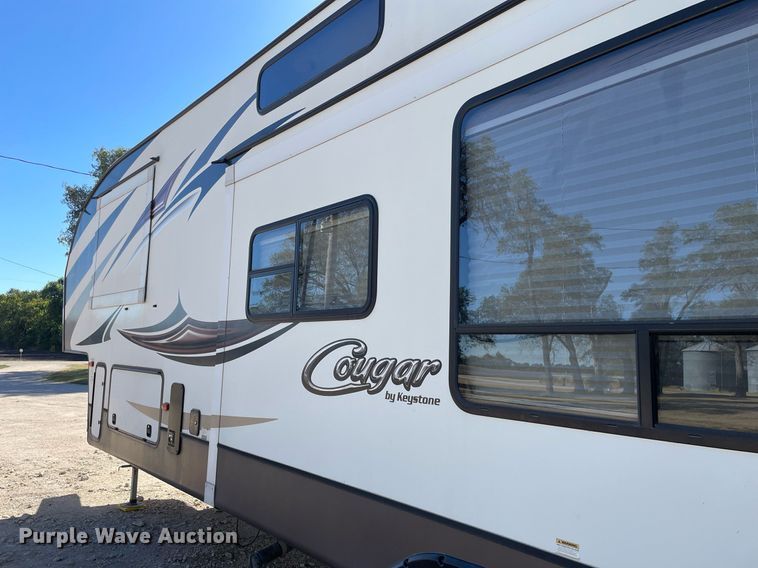 image for item NX9870 2015 Keystone Cougar  camper