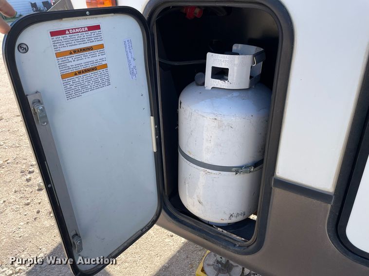 image for item NX9870 2015 Keystone Cougar  camper