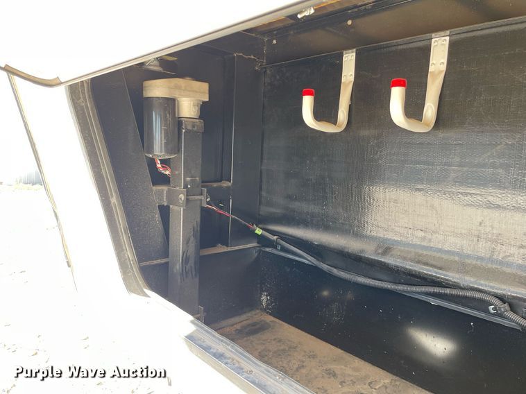 image for item NX9870 2015 Keystone Cougar  camper