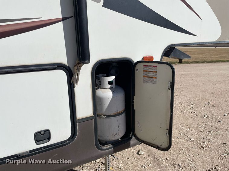 image for item NX9870 2015 Keystone Cougar  camper