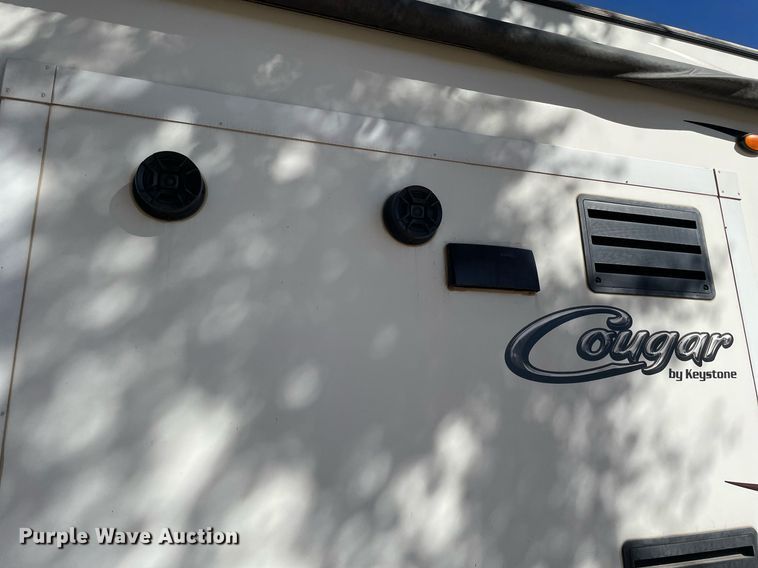 image for item NX9870 2015 Keystone Cougar  camper