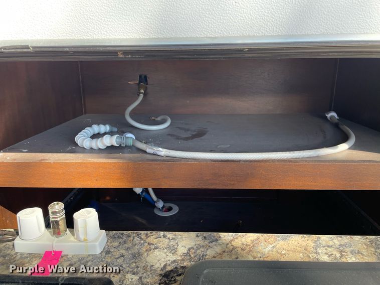 image for item NX9870 2015 Keystone Cougar  camper