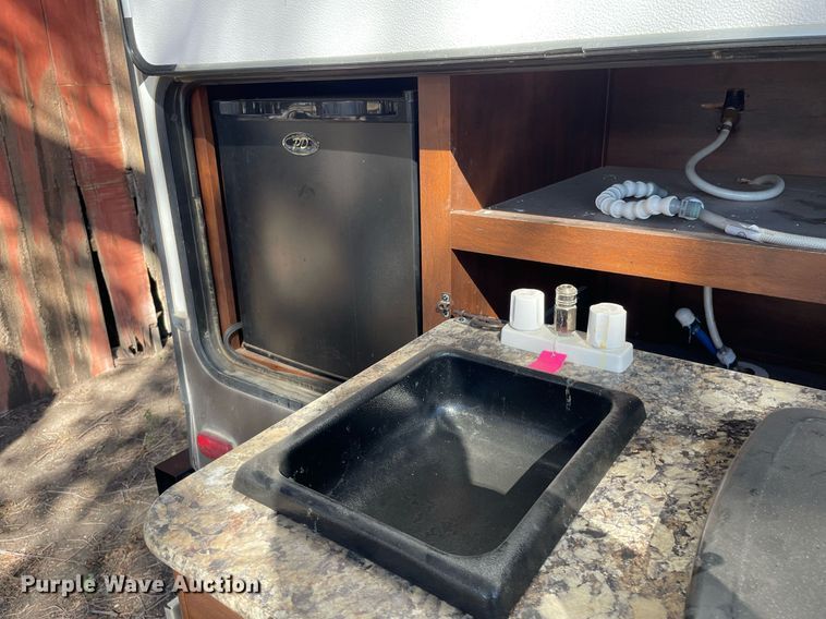 image for item NX9870 2015 Keystone Cougar  camper