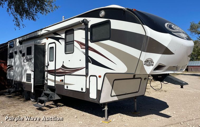 image for item NX9870 2015 Keystone Cougar  camper
