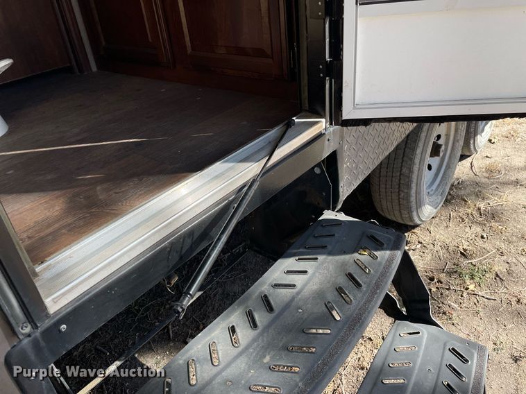 image for item NX9870 2015 Keystone Cougar  camper