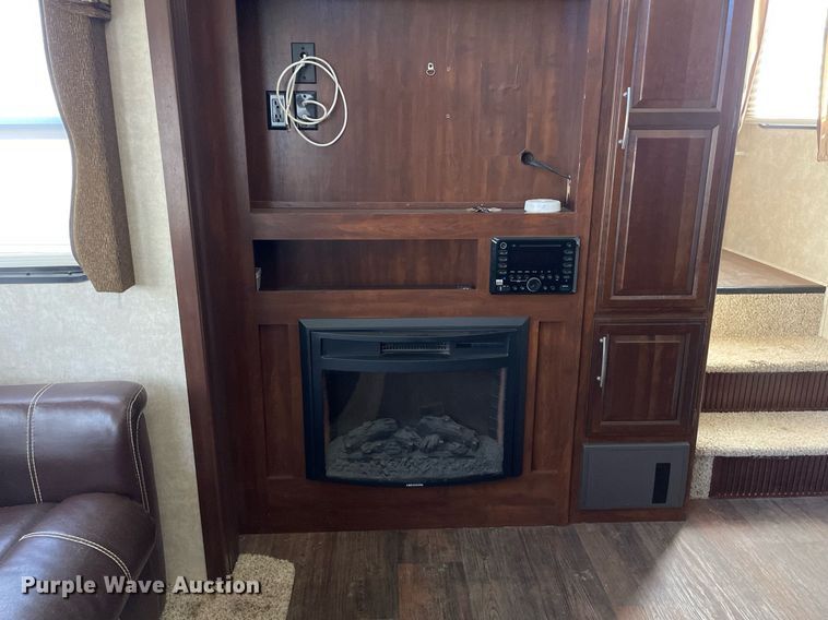 image for item NX9870 2015 Keystone Cougar  camper