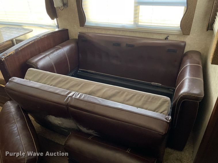 image for item NX9870 2015 Keystone Cougar  camper