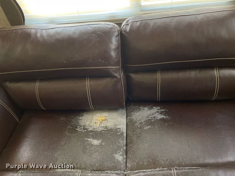 image for item NX9870 2015 Keystone Cougar  camper