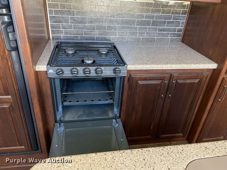 image for item NX9870 2015 Keystone Cougar  camper