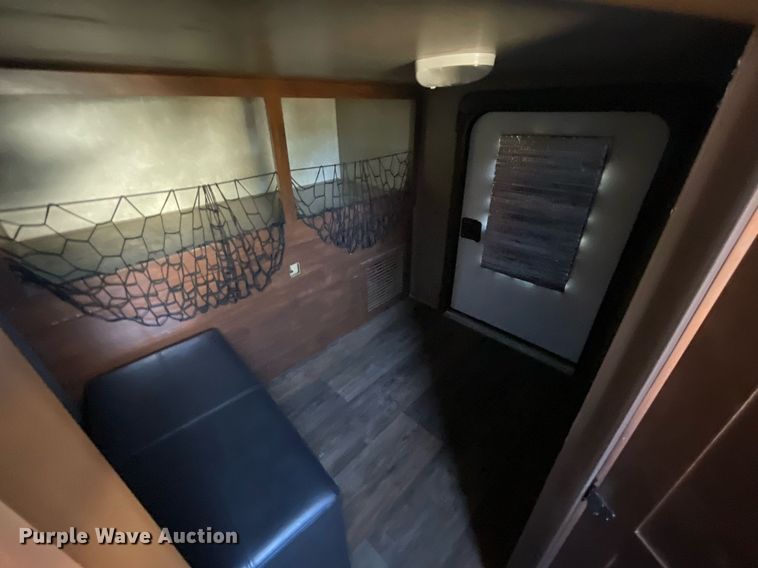 image for item NX9870 2015 Keystone Cougar  camper