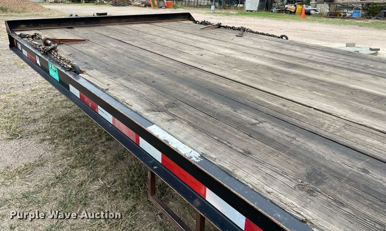 image for item NX9895 2004 Felling FT-20E  equipment trailer