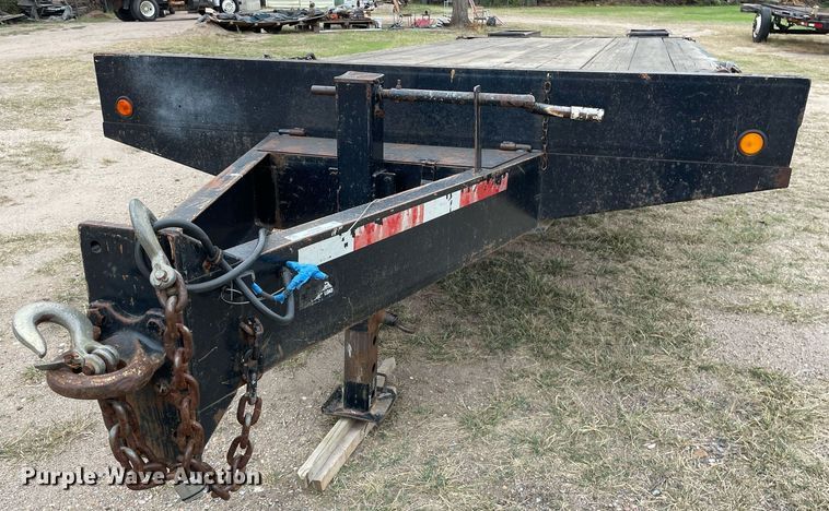 image for item NX9895 2004 Felling FT-20E  equipment trailer