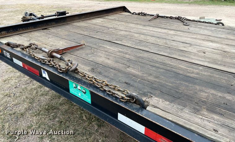 image for item NX9895 2004 Felling FT-20E  equipment trailer