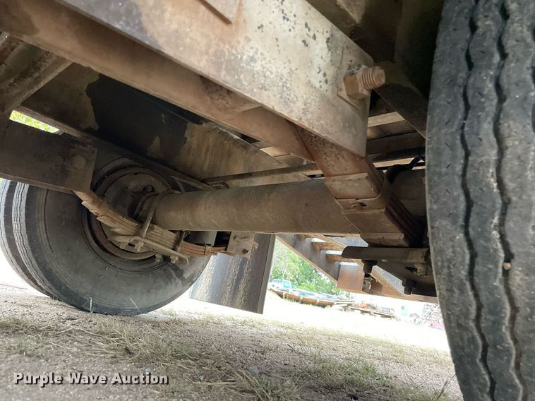 image for item NX9895 2004 Felling FT-20E  equipment trailer