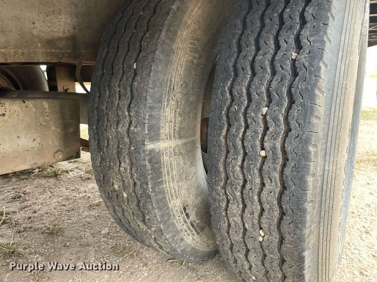 image for item NX9895 2004 Felling FT-20E  equipment trailer