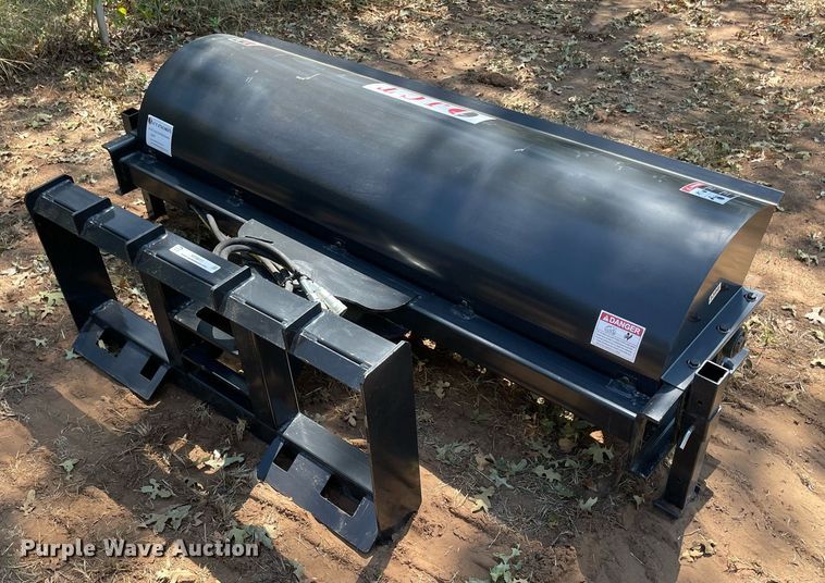 image for item NY9811 skid steer broom