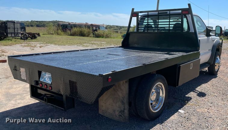 image for item NY9987 2007 Ford F550 Super Duty XL  flatbed truck