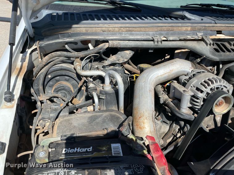 image for item NY9987 2007 Ford F550 Super Duty XL  flatbed truck