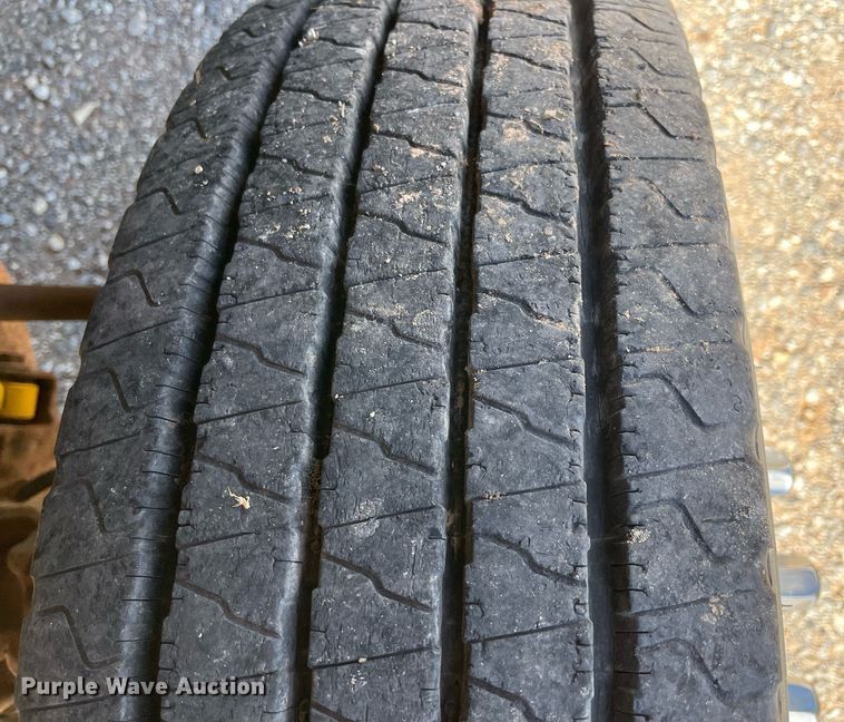 image for item NY9987 2007 Ford F550 Super Duty XL  flatbed truck