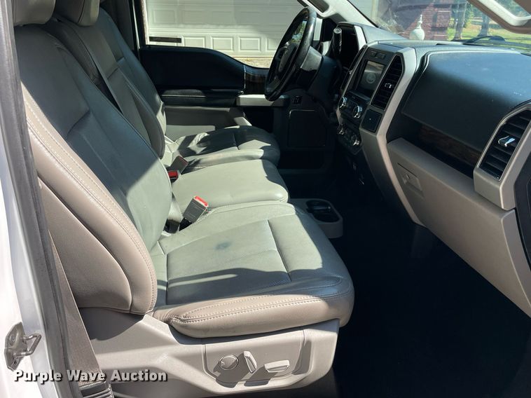 image for item NY9988 2018 Ford F150 Lariat SuperCrew pickup truck