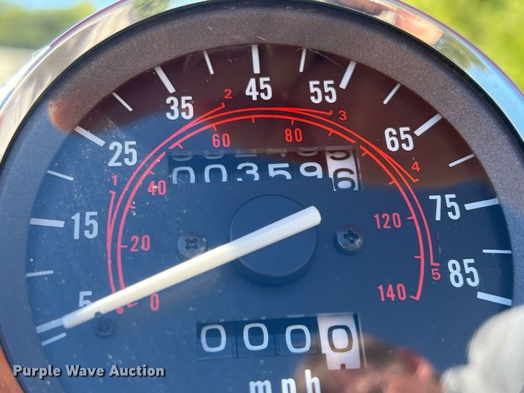 image for item OA9001 2002 Honda Rebel  motorcycle