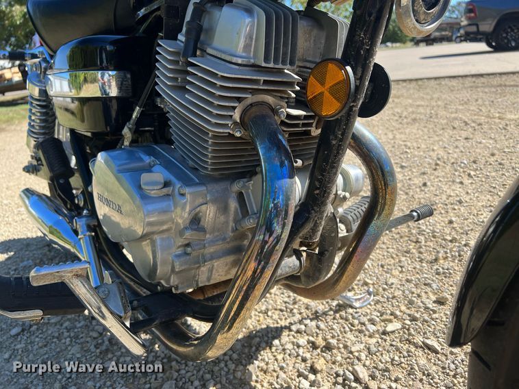 image for item OA9001 2002 Honda Rebel  motorcycle