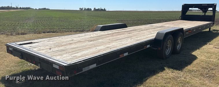 image for item OC9534 2009 Heft  equipment trailer