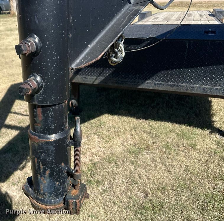 image for item OC9534 2009 Heft  equipment trailer