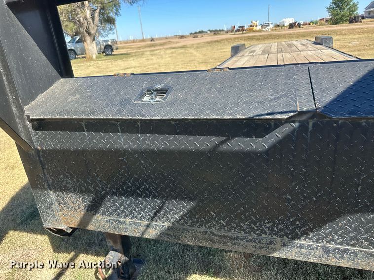 image for item OC9534 2009 Heft  equipment trailer