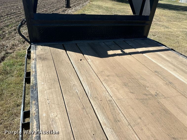 image for item OC9534 2009 Heft  equipment trailer