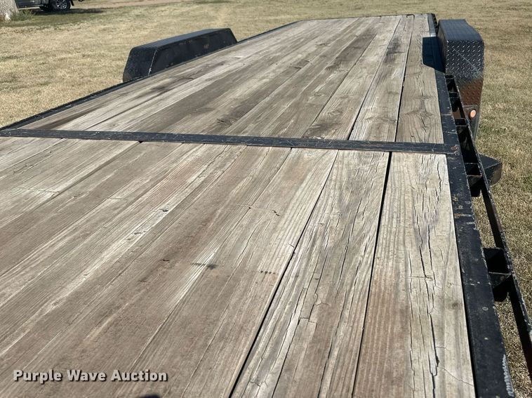 image for item OC9534 2009 Heft  equipment trailer