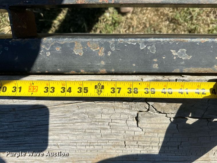 image for item OC9534 2009 Heft  equipment trailer