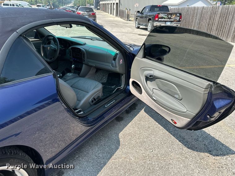 image for item OF9000 2004 Porsche 911 Carrera  convertible