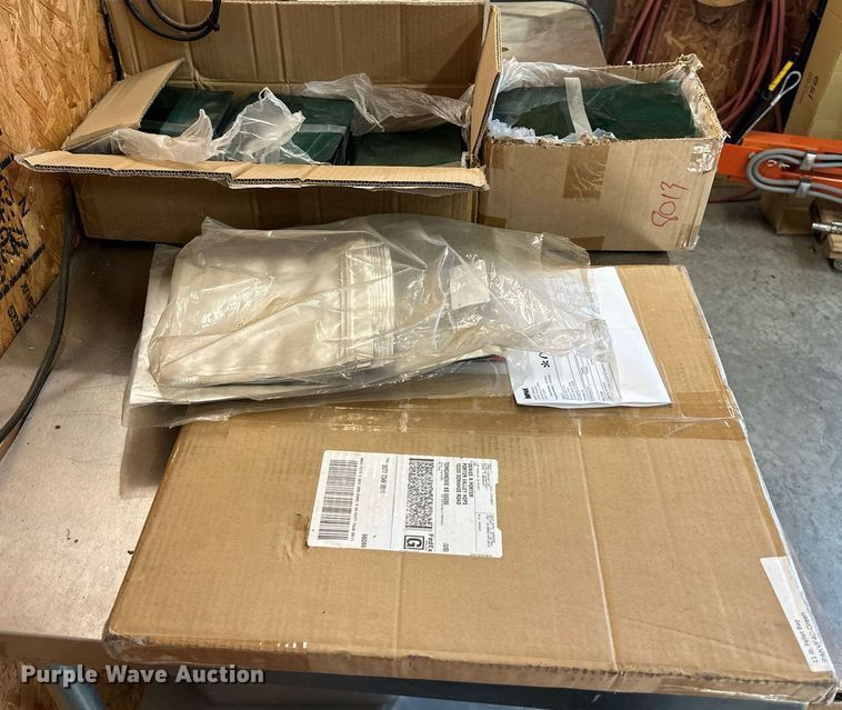 image for item OF9051 AmeriVacs AVN-20  vacuum sealer