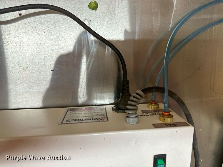 image for item OF9051 AmeriVacs AVN-20  vacuum sealer