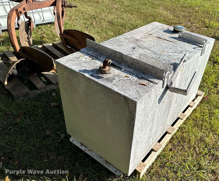 image for item OF9054 Delta 484000  100 gallon fuel tank