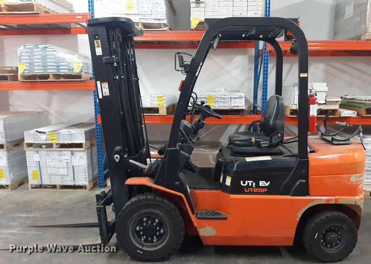 image for item OF9510 2017 Utilev UT25P  forklift