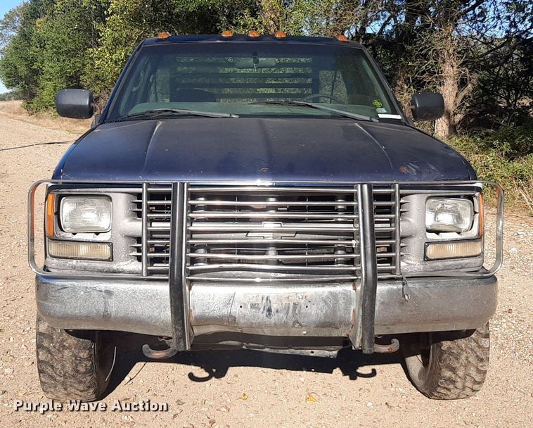 image for item OF9511 1999 Chevrolet K2500  bale bed pickup truck