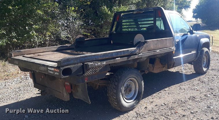 image for item OF9511 1999 Chevrolet K2500  bale bed pickup truck