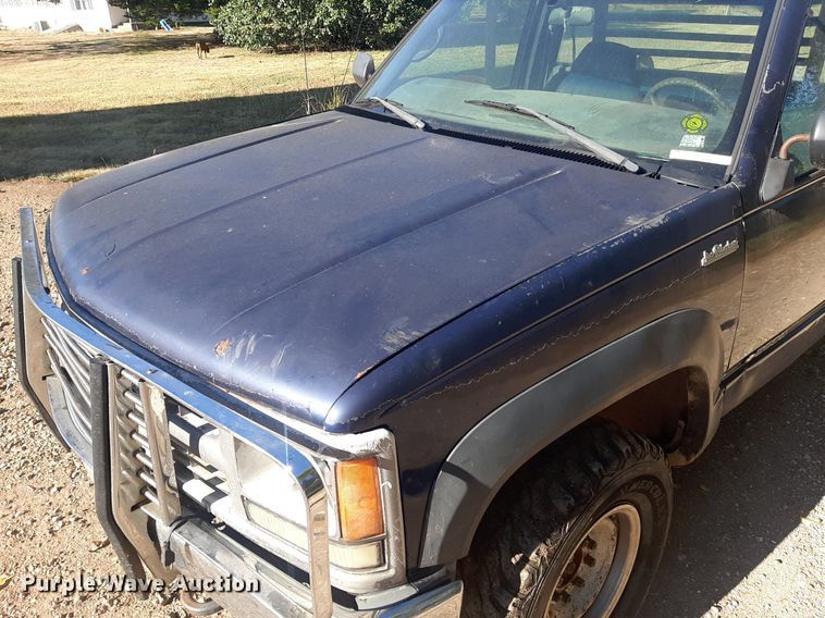 image for item OF9511 1999 Chevrolet K2500  bale bed pickup truck