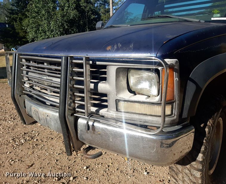 image for item OF9511 1999 Chevrolet K2500  bale bed pickup truck