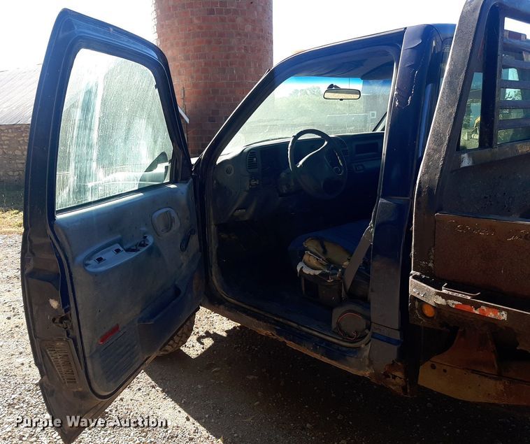 image for item OF9511 1999 Chevrolet K2500  bale bed pickup truck