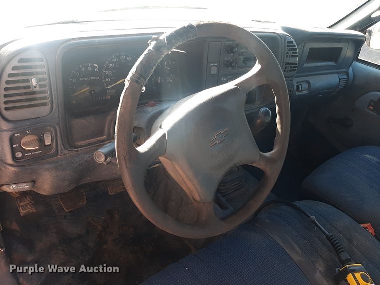 image for item OF9511 1999 Chevrolet K2500  bale bed pickup truck