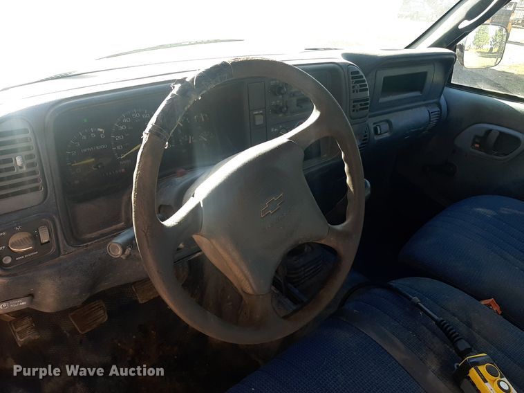 image for item OF9511 1999 Chevrolet K2500  bale bed pickup truck