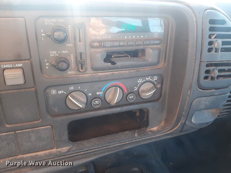 image for item OF9511 1999 Chevrolet K2500  bale bed pickup truck