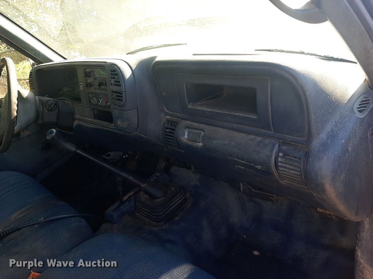 image for item OF9511 1999 Chevrolet K2500  bale bed pickup truck