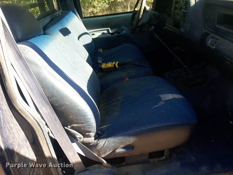 image for item OF9511 1999 Chevrolet K2500  bale bed pickup truck