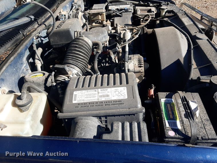 image for item OF9511 1999 Chevrolet K2500  bale bed pickup truck